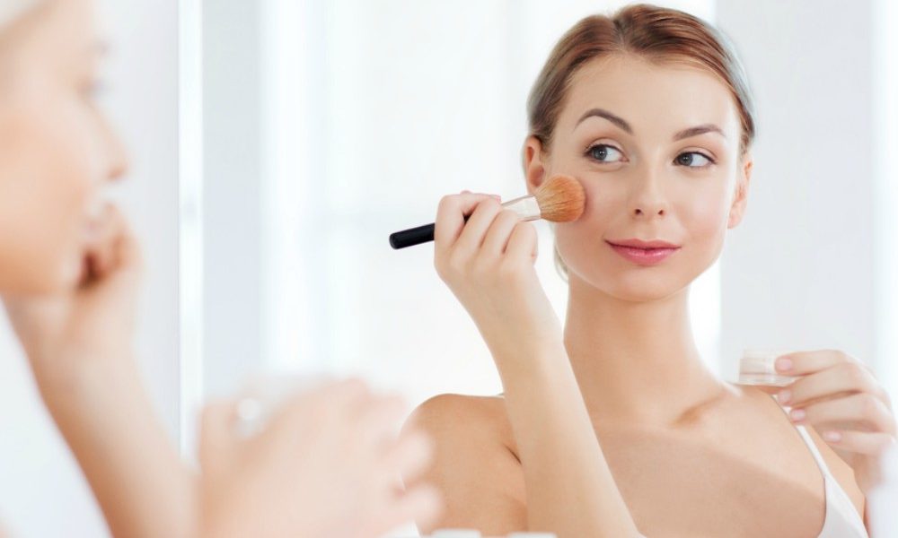 BB Cream vs CC Cream, Mana yang Pas Jika Harus Makeup Dalam 1 Menit