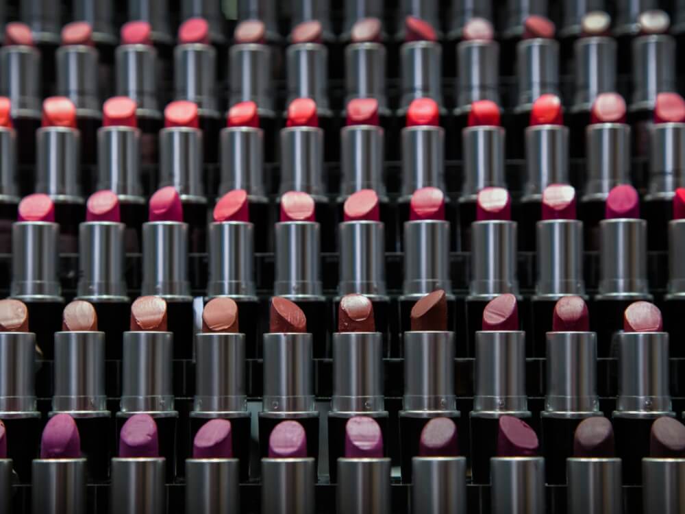 Kalau Fenty Beauty Punya 40 Warna Foundation, Lipstik dari