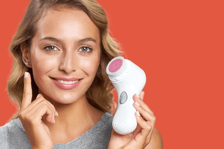 Mulai Dari Konjac Sponge Hingga Jade Facial Roller Inilah Alat Alat Kecantikan Yang Populer Di Internet Beauty Journal