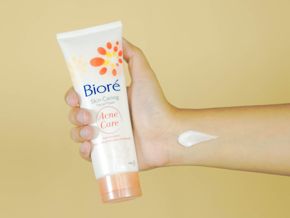 review biore skin caring facial foam acne care