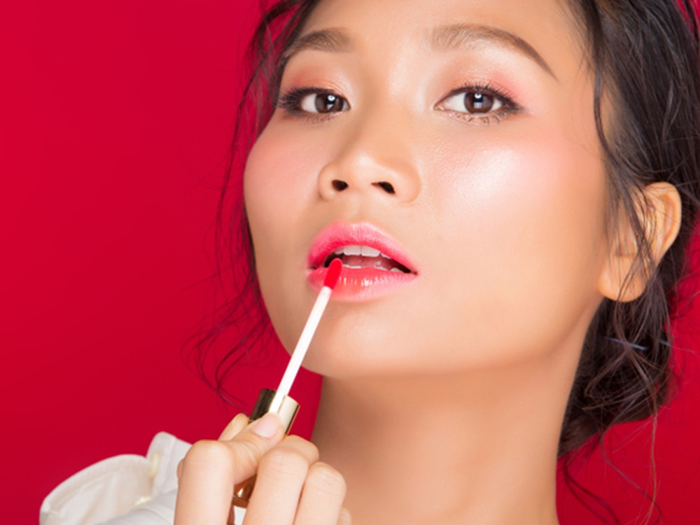 5 Lip Stain dari Brand High End dengan Hasil Glossy yang Tahan Lama. Sudah Pernah Coba? Beauty