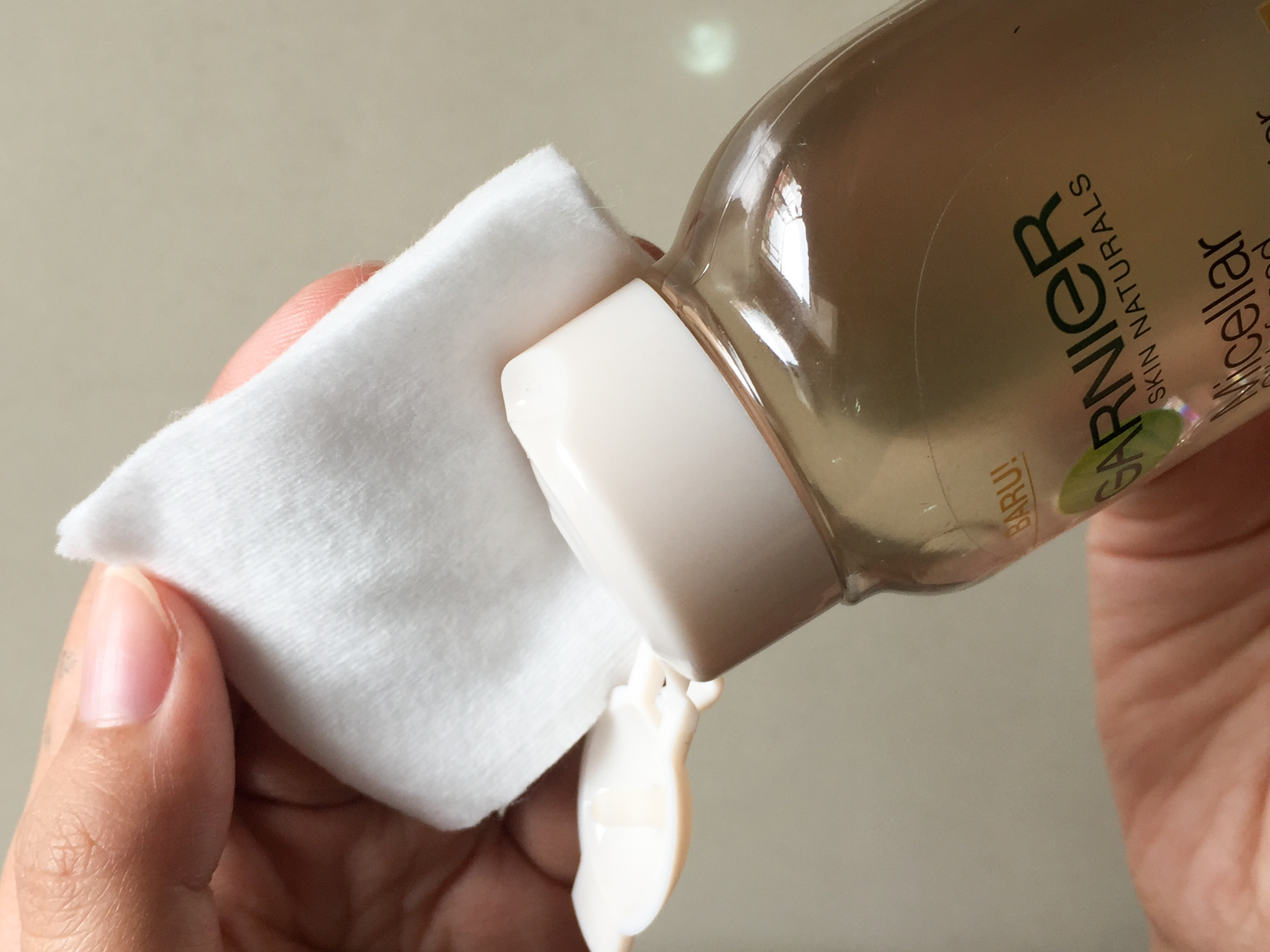 cara pakai micellar cleansing water